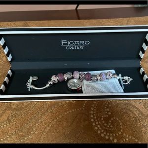 🎁 3 for $15 item Figuero Couture bracelet/watch